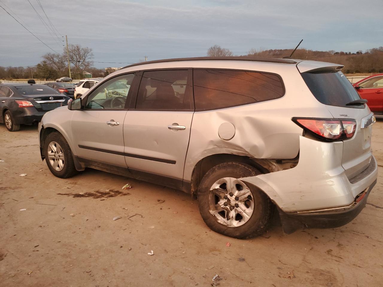 Изображение 2 2013 CHEVROLET TRAVERSE LS 2013 с VIN 1GNKRFED0DJ134351