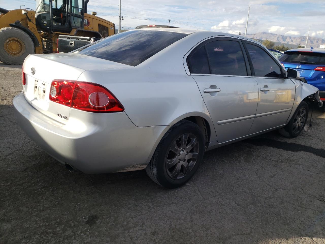 Obraz 3 z 2007 KIA OPTIMA LX 2007 z VIN KNAGE124X75157003