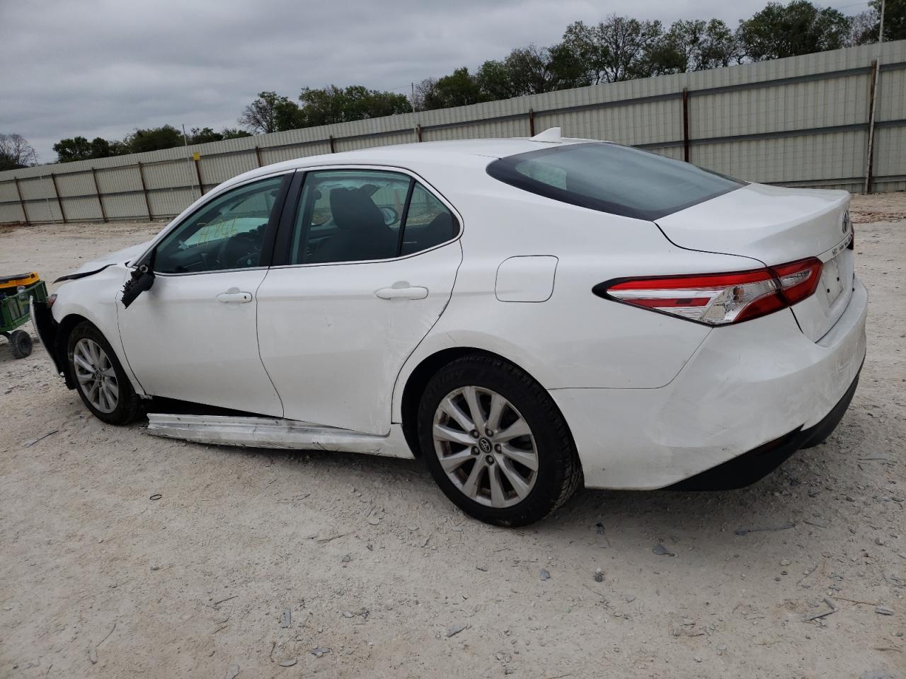 Image 2 of 2020 TOYOTA CAMRY LE 2020 with VIN 4T1C11AKXLU870136