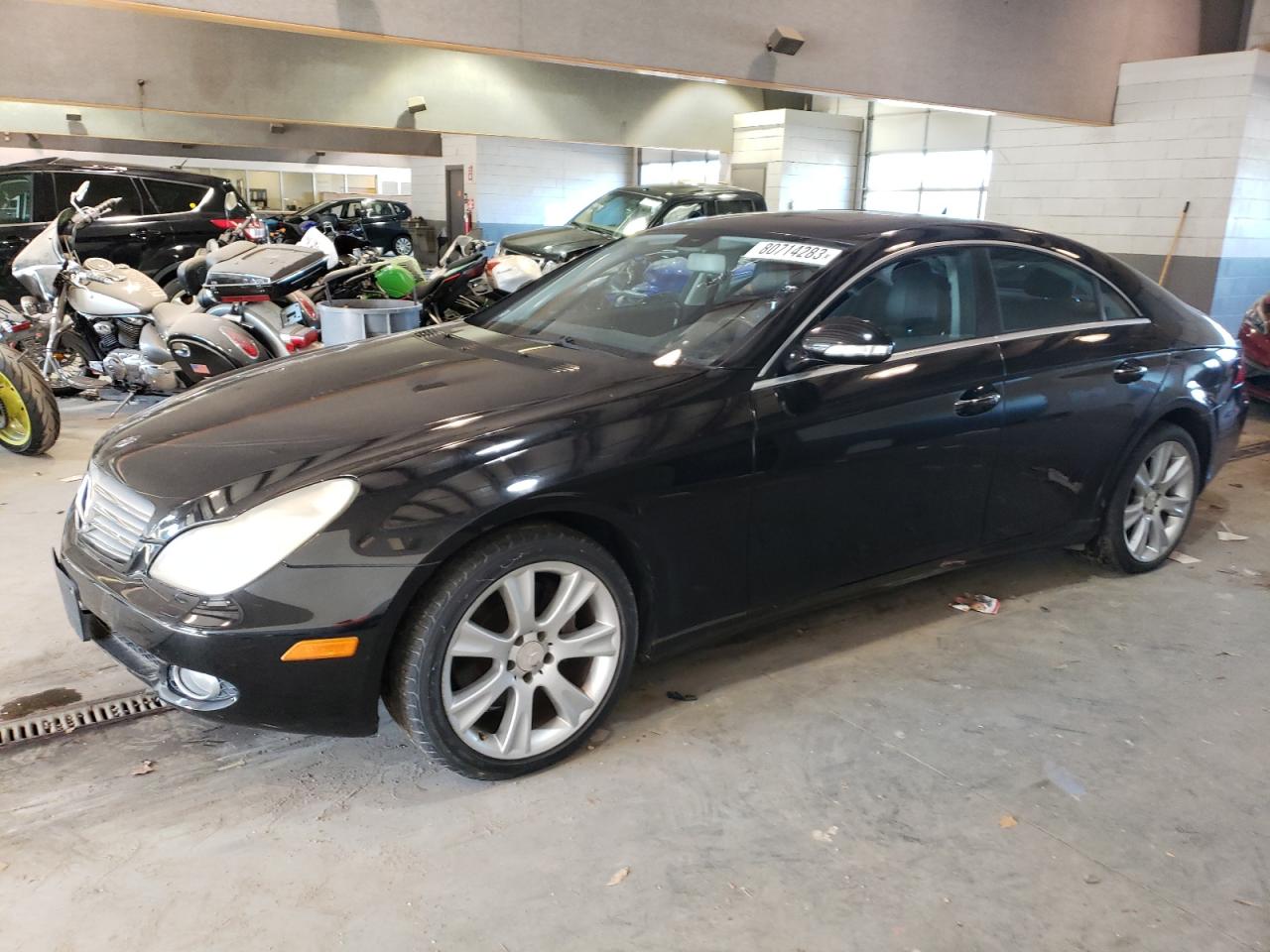 Image 1 of 2008 MERCEDES-BENZ CLS 550 2008 with VIN WDDDJ72X48A122504