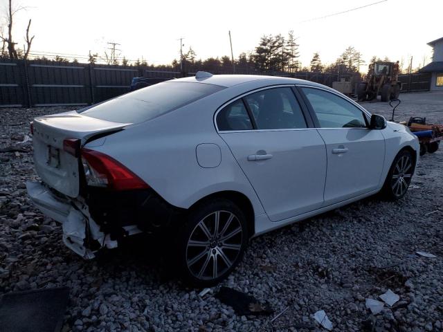 Image 3 of 2015 VOLVO S60 PREMIER+ 2015 with VIN YV149MFC4F1317485