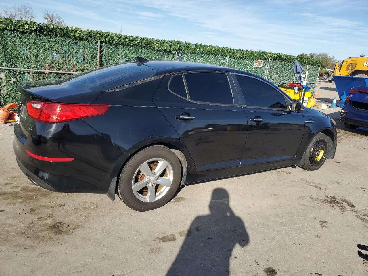 Obraz 3 z 2015 KIA OPTIMA LX 2015 z VIN 5XXGM4A79FG424094
