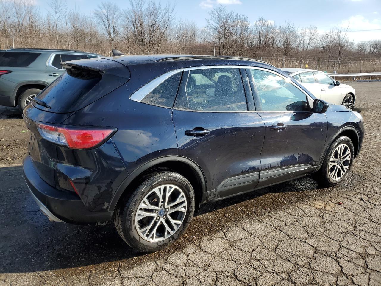 Image 3 of 2021 FORD ESCAPE SEL 2021 with VIN 1FMCU9H61MUA70552