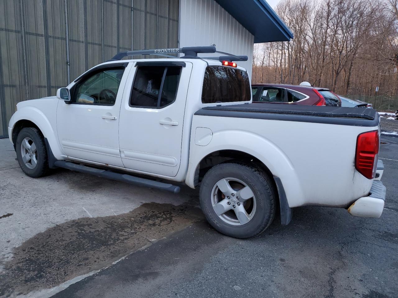 Image 2 of 2007 NISSAN FRONTIER CREW CAB LE 2007 with VIN 1N6AD07W67C428583