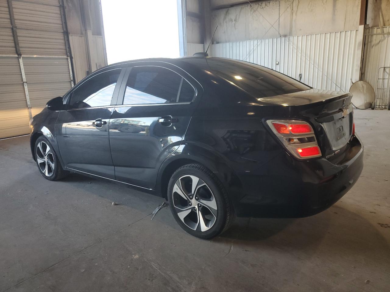 Изображение 2 2017 CHEVROLET SONIC PREMIER 2017 с VIN 1G1JF5SB6H4124205