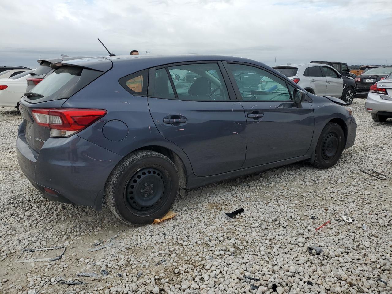 Изображение 3 2017 SUBARU IMPREZA  2017 с VIN 4S3GTAA68H3712765