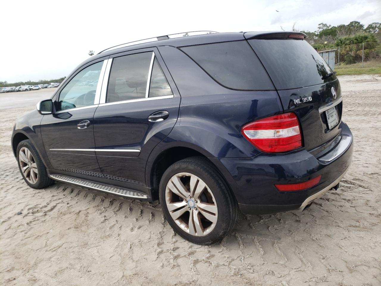 Изображение 2 2010 MERCEDES-BENZ ML 350 2010 с VIN 4JGBB5GB7AA601937