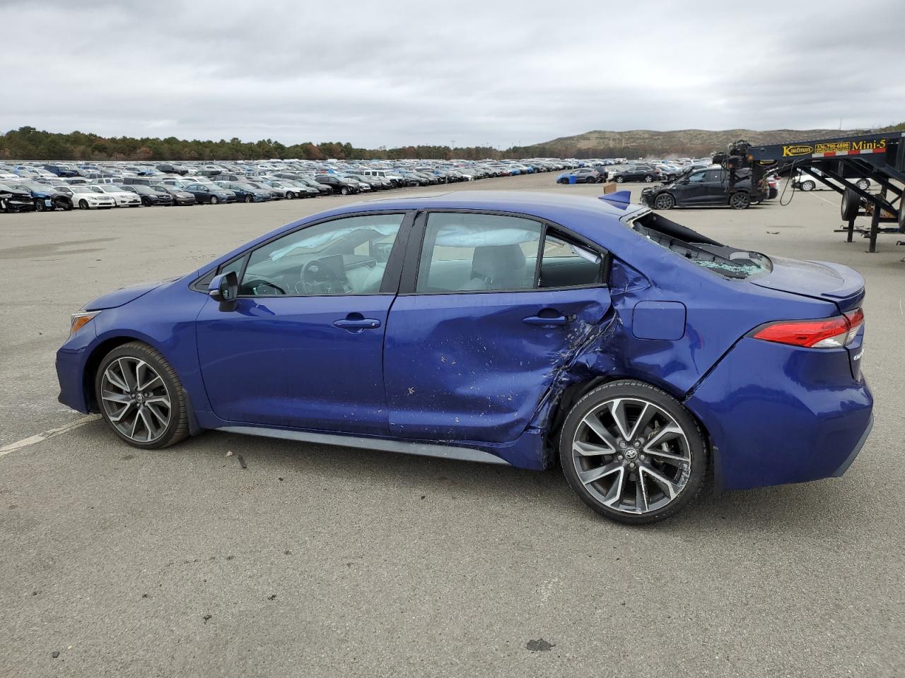Image 2 of 2022 TOYOTA COROLLA SE 2022 with VIN 5YFP4MCE3NP111933