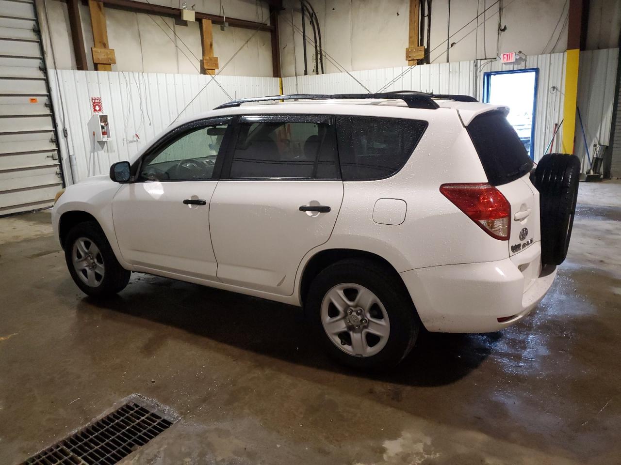 Obraz 2 z 2006 TOYOTA RAV4  2006 z VIN JTMZD33V365032523