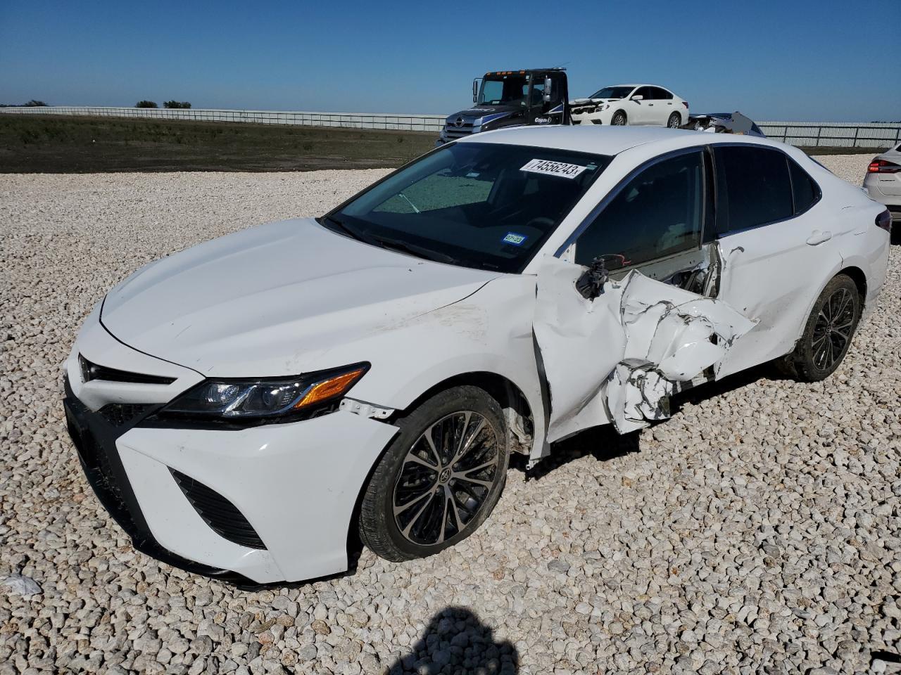 Изображение 1 2020 TOYOTA CAMRY SE 2020 с VIN 4T1G11AK5LU969125
