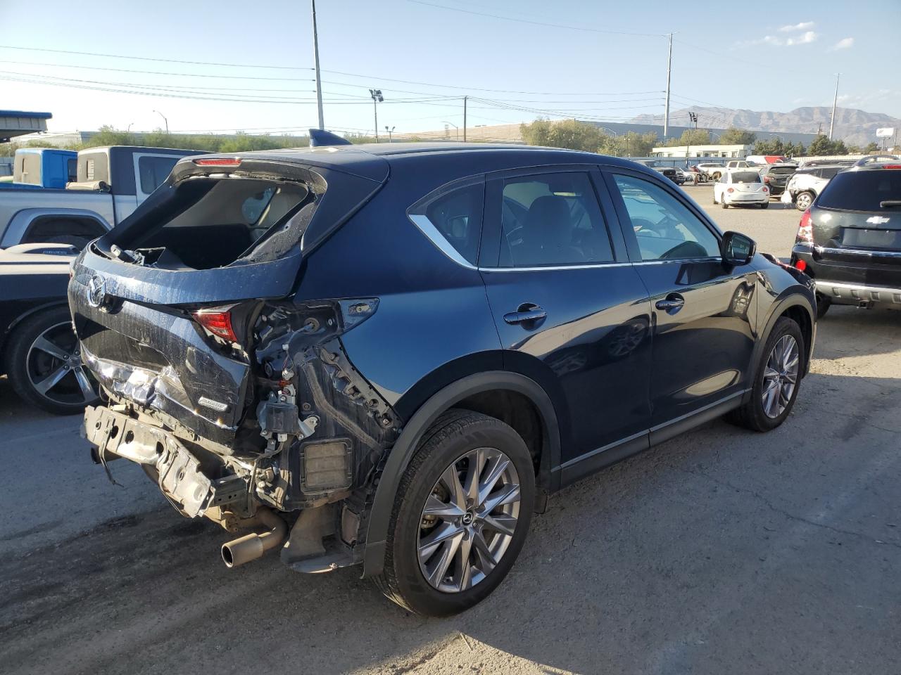 Изображение 3 2019 MAZDA CX-5 GRAND TOURING 2019 с VIN JM3KFBDM5K0619123
