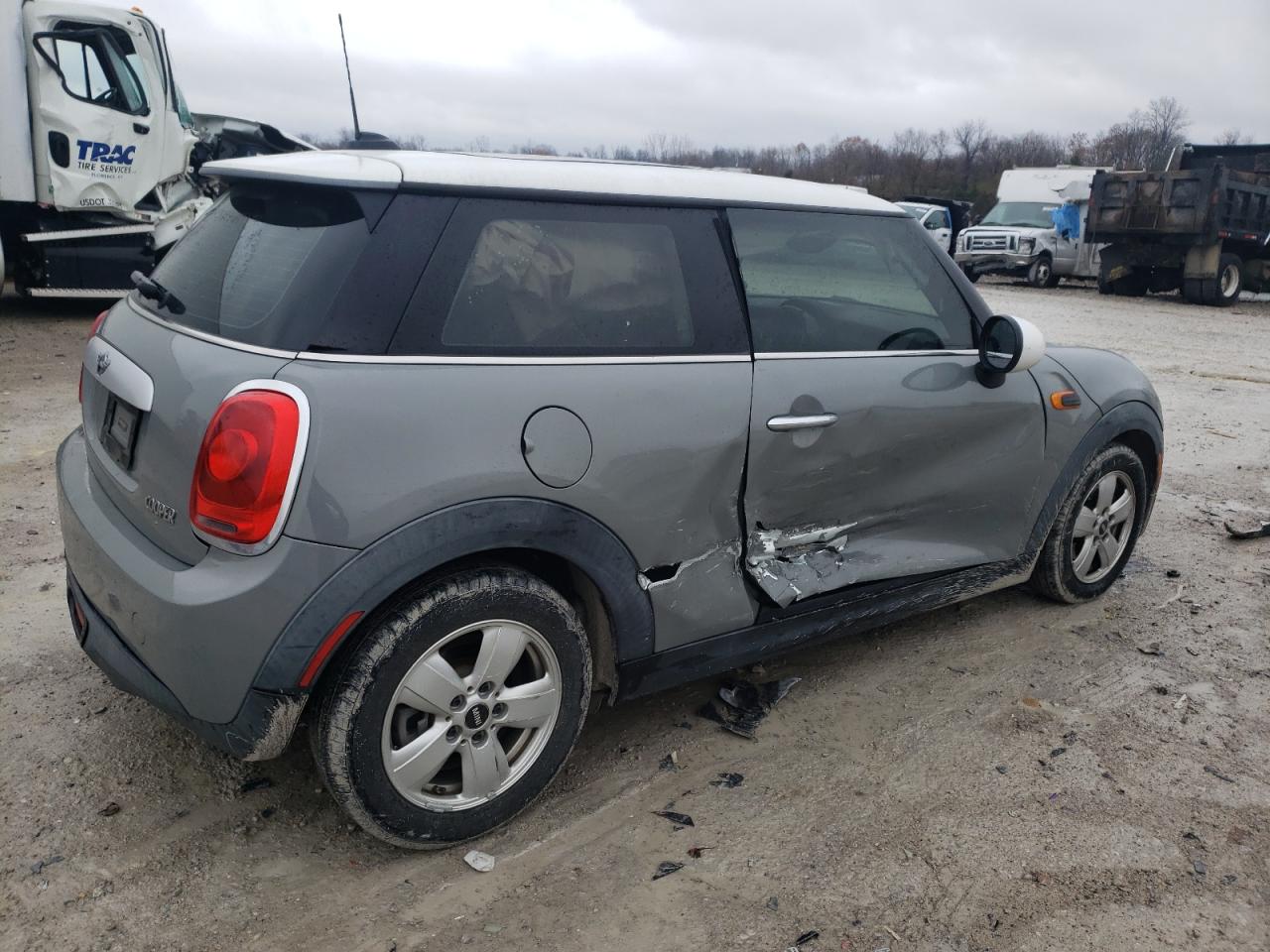Obraz 3 z 2015 MINI COOPER  2015 z VIN WMWXM5C55F3A59446