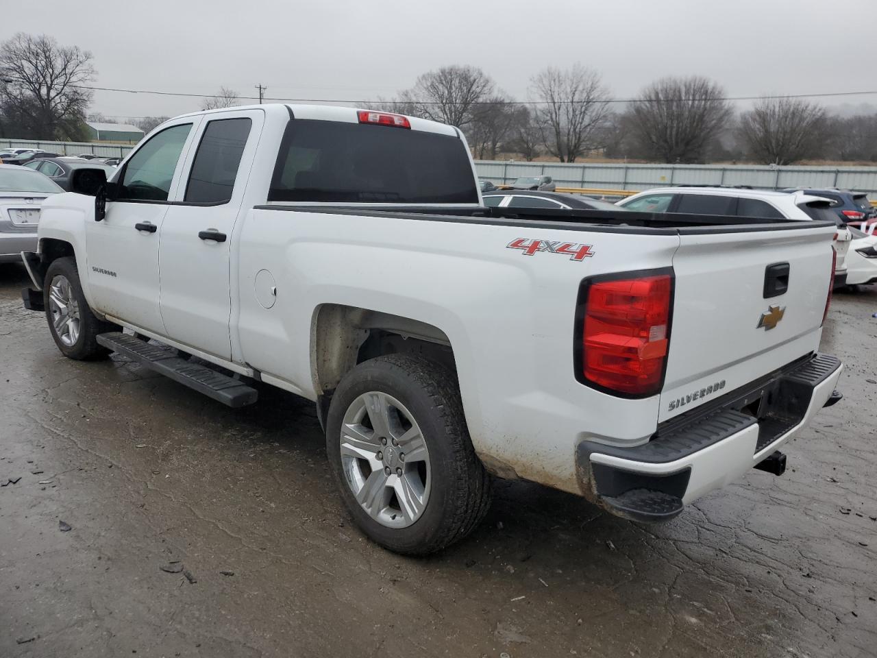 Obraz 2 z 2017 CHEVROLET SILVERADO K1500 CUSTOM 2017 z VIN 1GCVKPEC7HZ121076