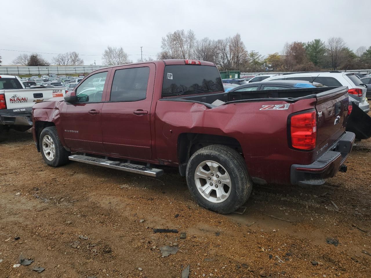 Изображение 2 2017 CHEVROLET SILVERADO K1500 LT 2017 с VIN 3GCUKREC4HG182117