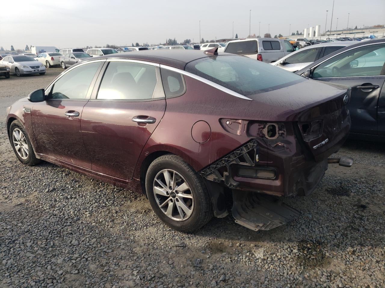 Obraz 2 z 2018 KIA OPTIMA LX 2018 z VIN 5XXGT4L32JG199491