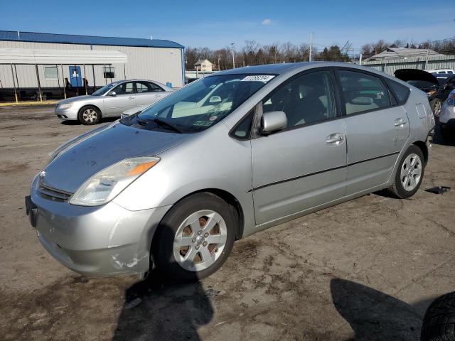 Image 1 of 2005 Toyota Prius 2005 with VIN JTDKB20U753087385