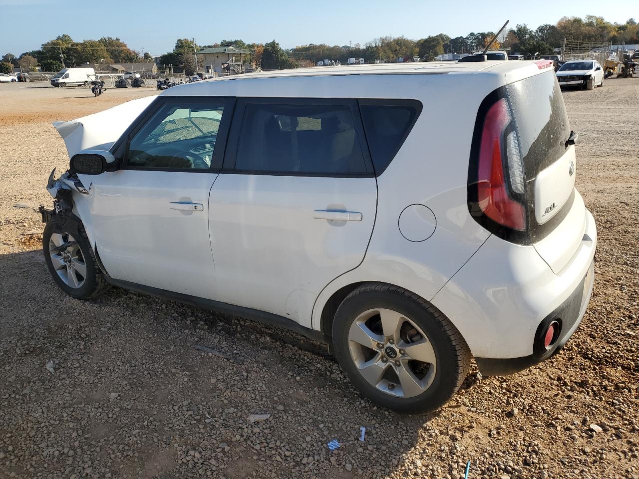 Obraz 2 z 2018 KIA SOUL  2018 z VIN KNDJN2A29J7589351