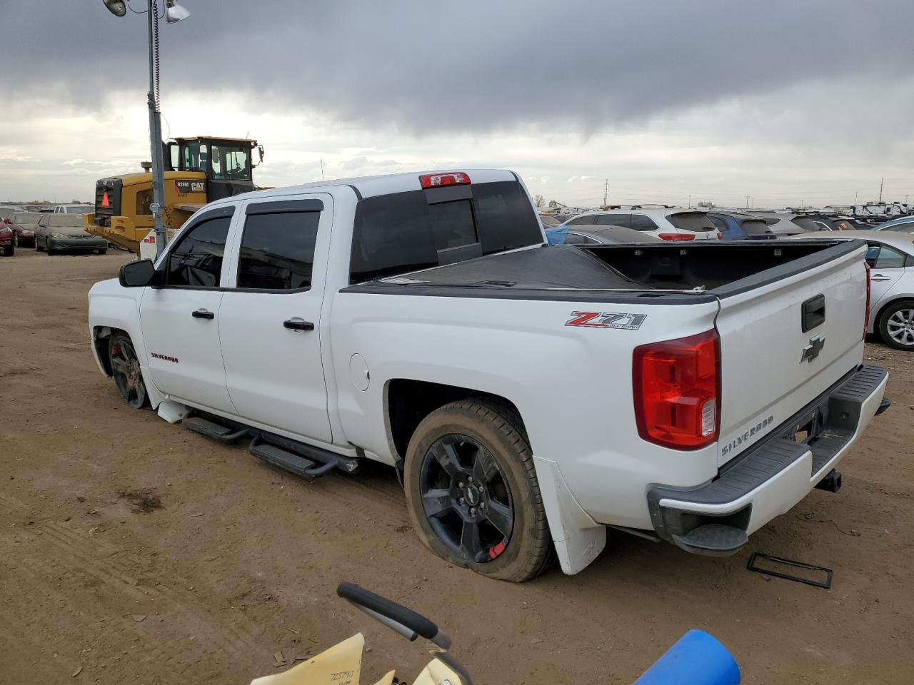 Image 2 of 2017 CHEVROLET SILVERADO K1500 LTZ 2017 with VIN 3GCUKSEC4HG421401