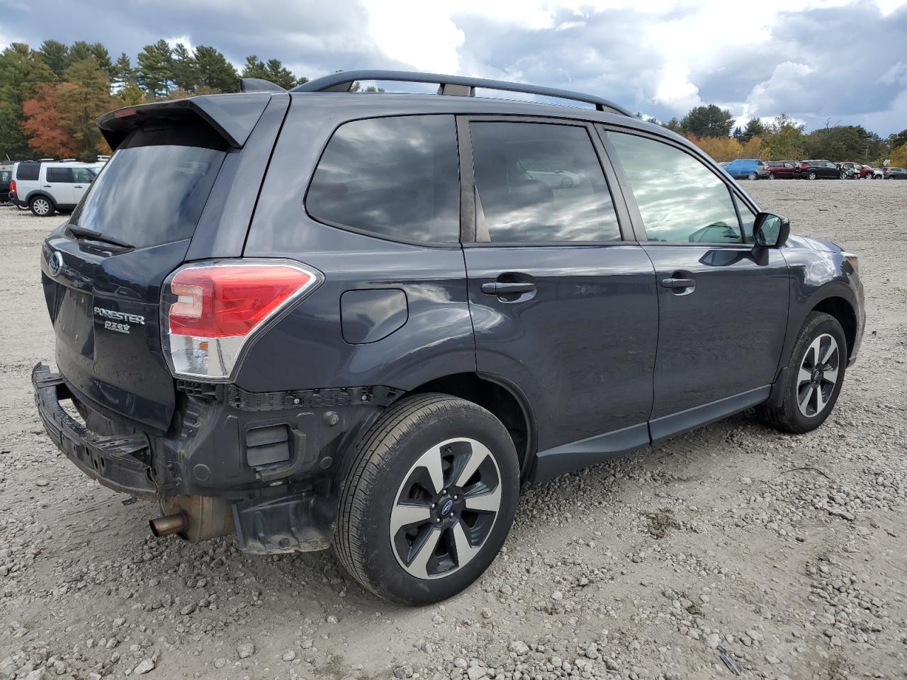 Изображение 3 2017 SUBARU FORESTER 2.5I PREMIUM 2017 с VIN JF2SJAEC2HH534940