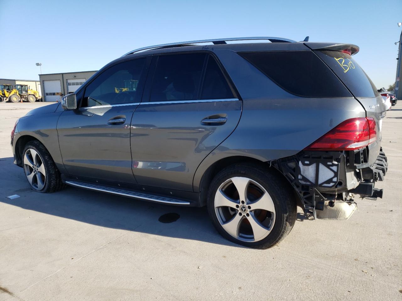Image 2 of 2017 MERCEDES-BENZ GLE 350 2017 with VIN 4JGDA5JBXHA951030