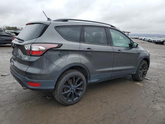 Obraz 3 z 2018 FORD ESCAPE SE 2018 z VIN 1FMCU9GD1JUB03223