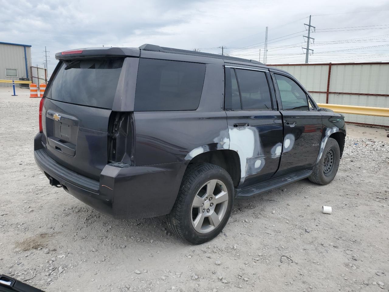 Image 3 of 2018 CHEVROLET TAHOE C1500  LS 2018 with VIN 1GNSCAKC7JR222715