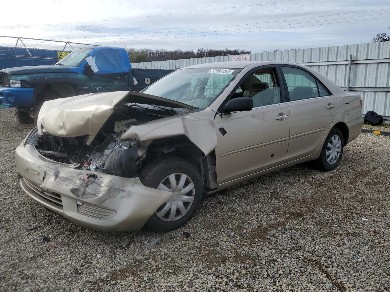 Изображение 1 2005 TOYOTA CAMRY LE 2005 с VIN 4T1BE32K85U970944