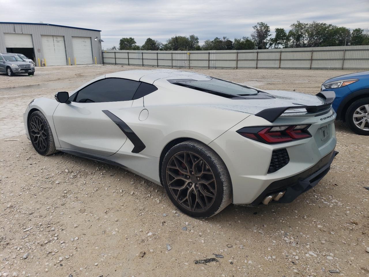 Image 2 of 2021 CHEVROLET CORVETTE STINGRAY 1LT 2021 with VIN 1G1YA2D46M5104258