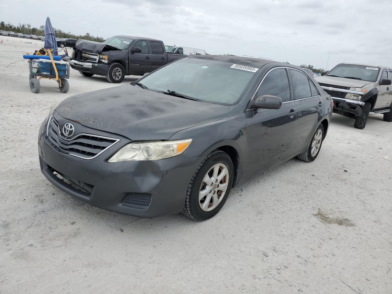 Изображение 1 2011 TOYOTA CAMRY BASE 2011 с VIN 4T1BF3EK2BU736061
