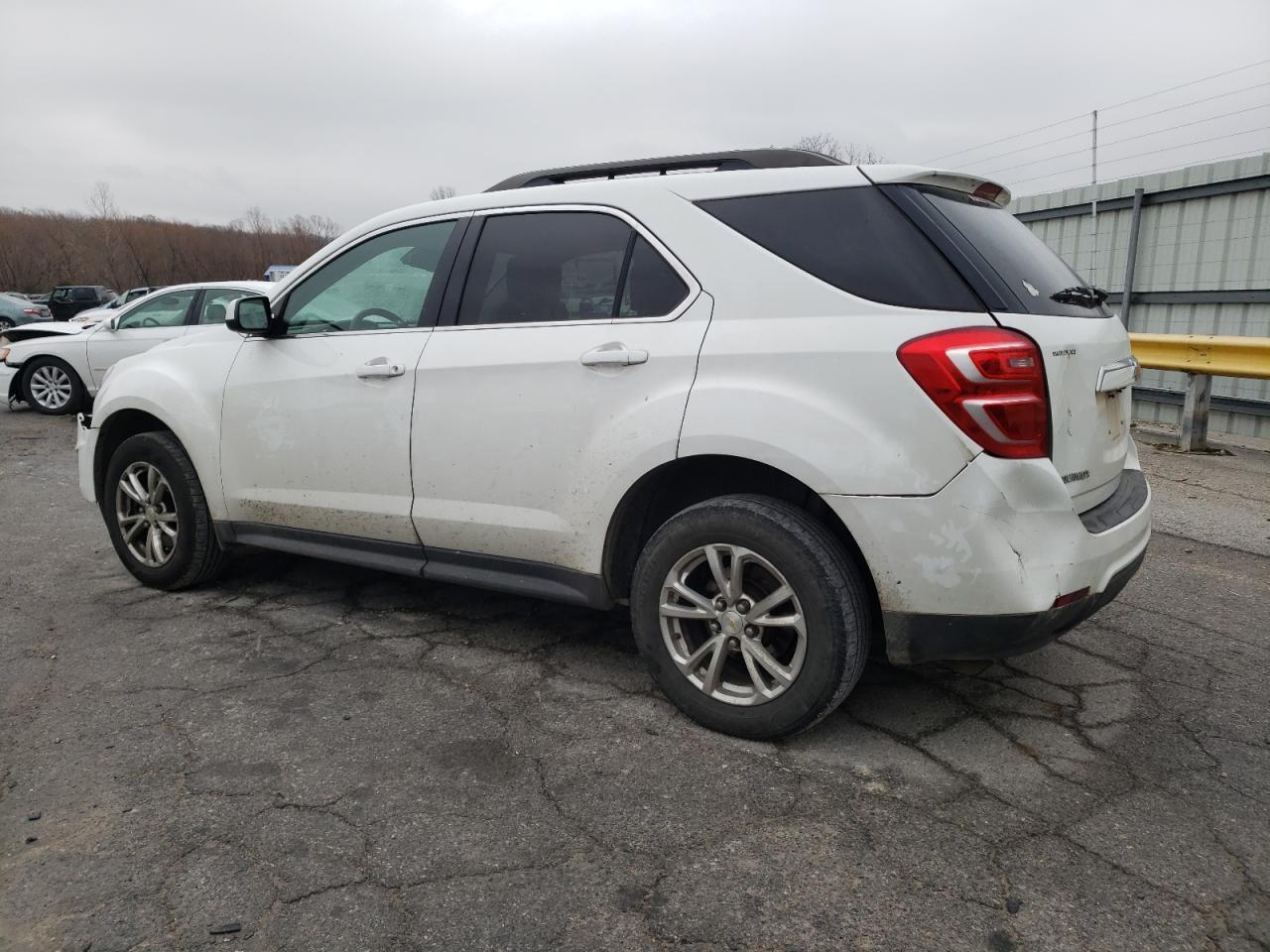 Image 2 of 2017 CHEVROLET EQUINOX LT 2017 with VIN 2GNALCEK7H1590521