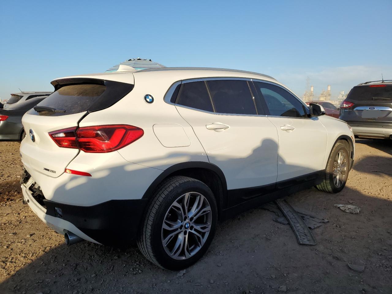Image 3 of 2020 BMW X2 XDRIVE28I 2020 with VIN WBXYJ1C06L5P30359