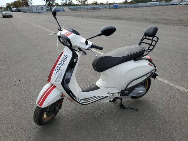 Image 2 of 2021 VESPA PRIMAVERA/SPRINT 150 2021 with VIN ZAPM818G0M5801701
