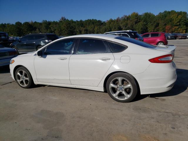 Image 2 of 2013 FORD FUSION SE 2013 with VIN 3FA6P0HR2DR156531
