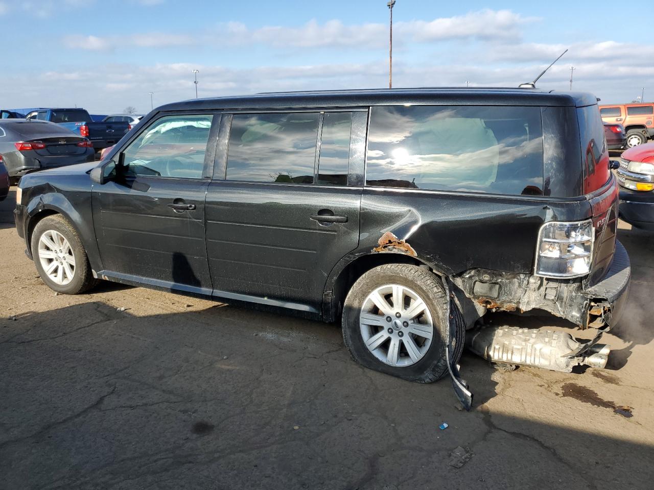 Image 2 of 2011 FORD FLEX SE 2011 with VIN 2FMGK5BC1BBD21880