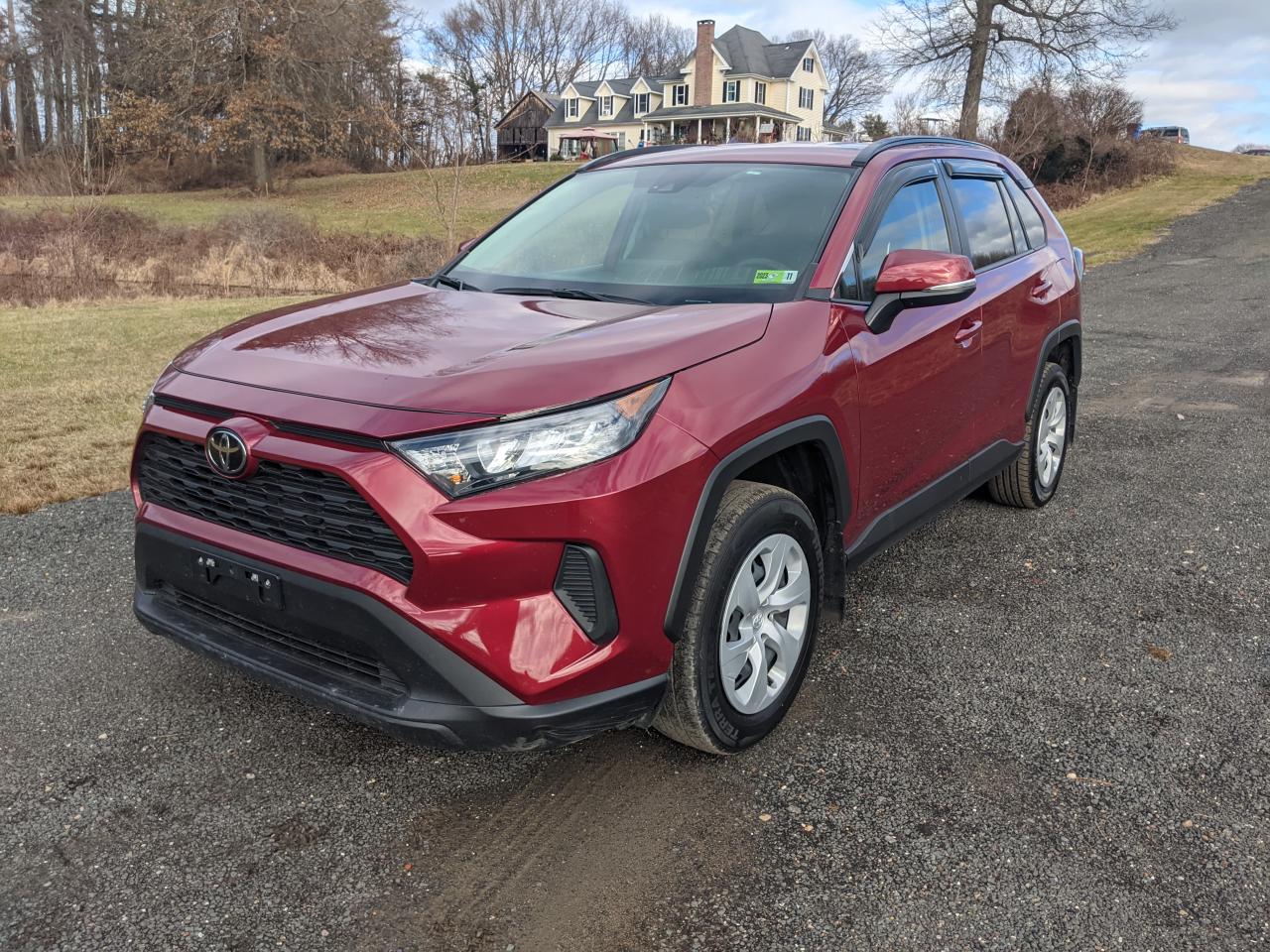 Obraz 1 z 2021 TOYOTA RAV4 LE 2021 z VIN JTMG1RFV0MD072415