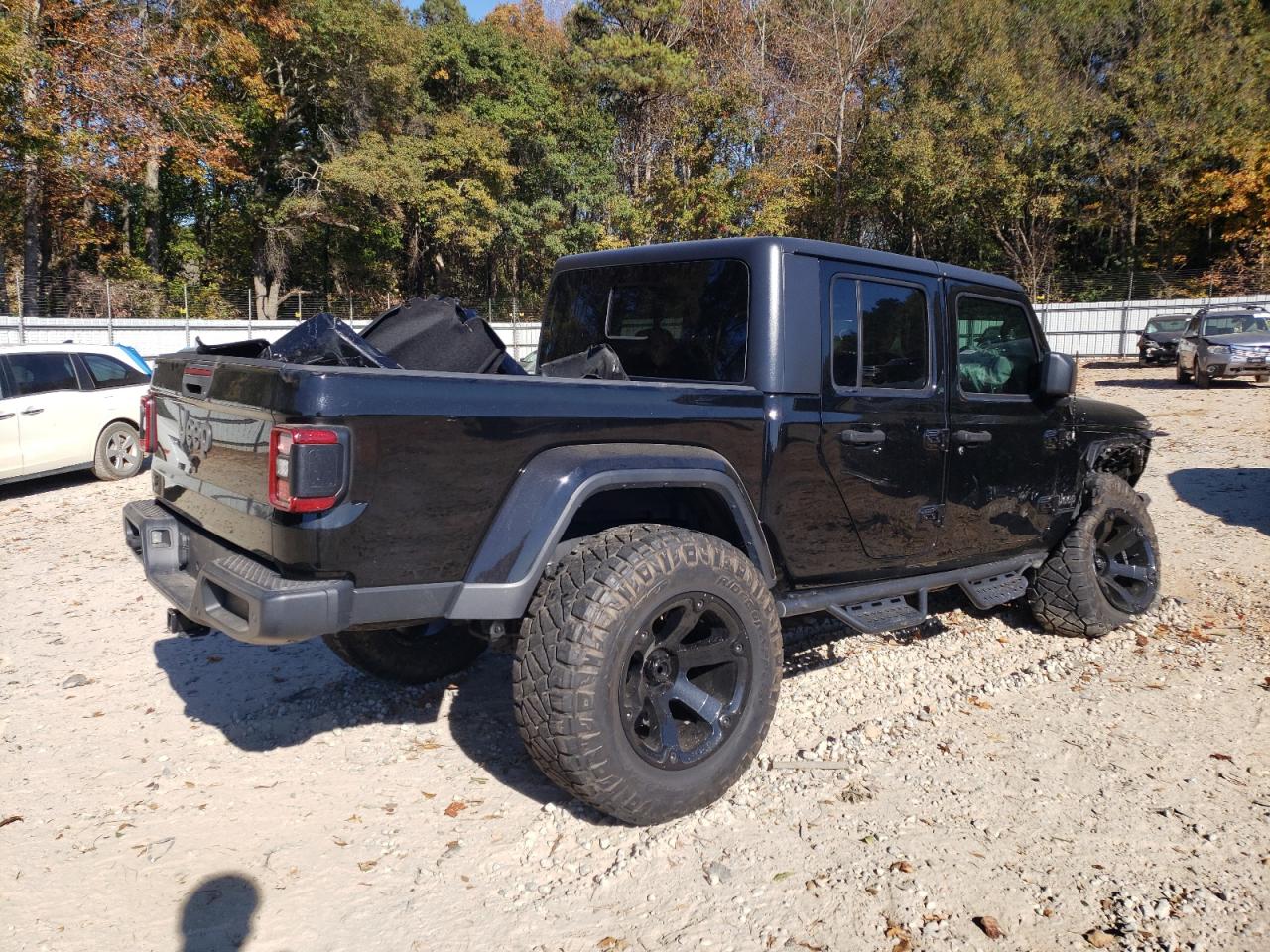 Image 3 of 2021 JEEP GLADIATOR SPORT 2021 with VIN 1C6HJTAG0ML513676