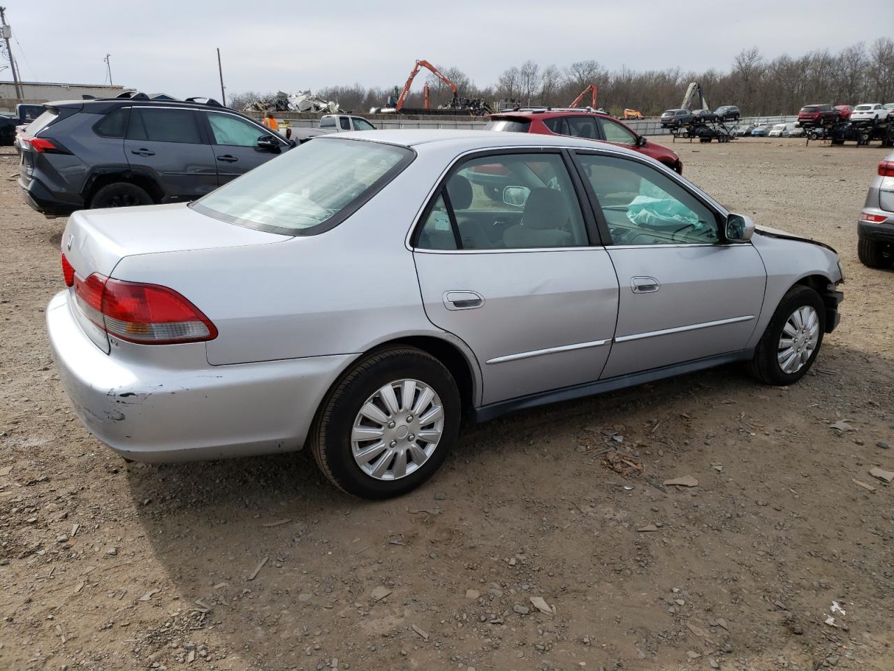 Obraz 3 z 2001 HONDA ACCORD LX 2001 z VIN 1HGCG66511A142188