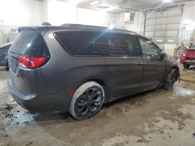 Image 3 of 2019 CHRYSLER PACIFICA TOURING L PLUS 2019 with VIN 2C4RC1EG7KR715053