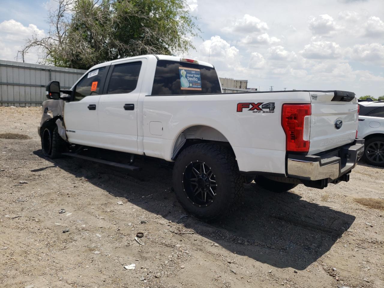 Obraz 2 z 2018 FORD F250 SUPER DUTY 2018 z VIN 1FT7W2BT1JEB68458
