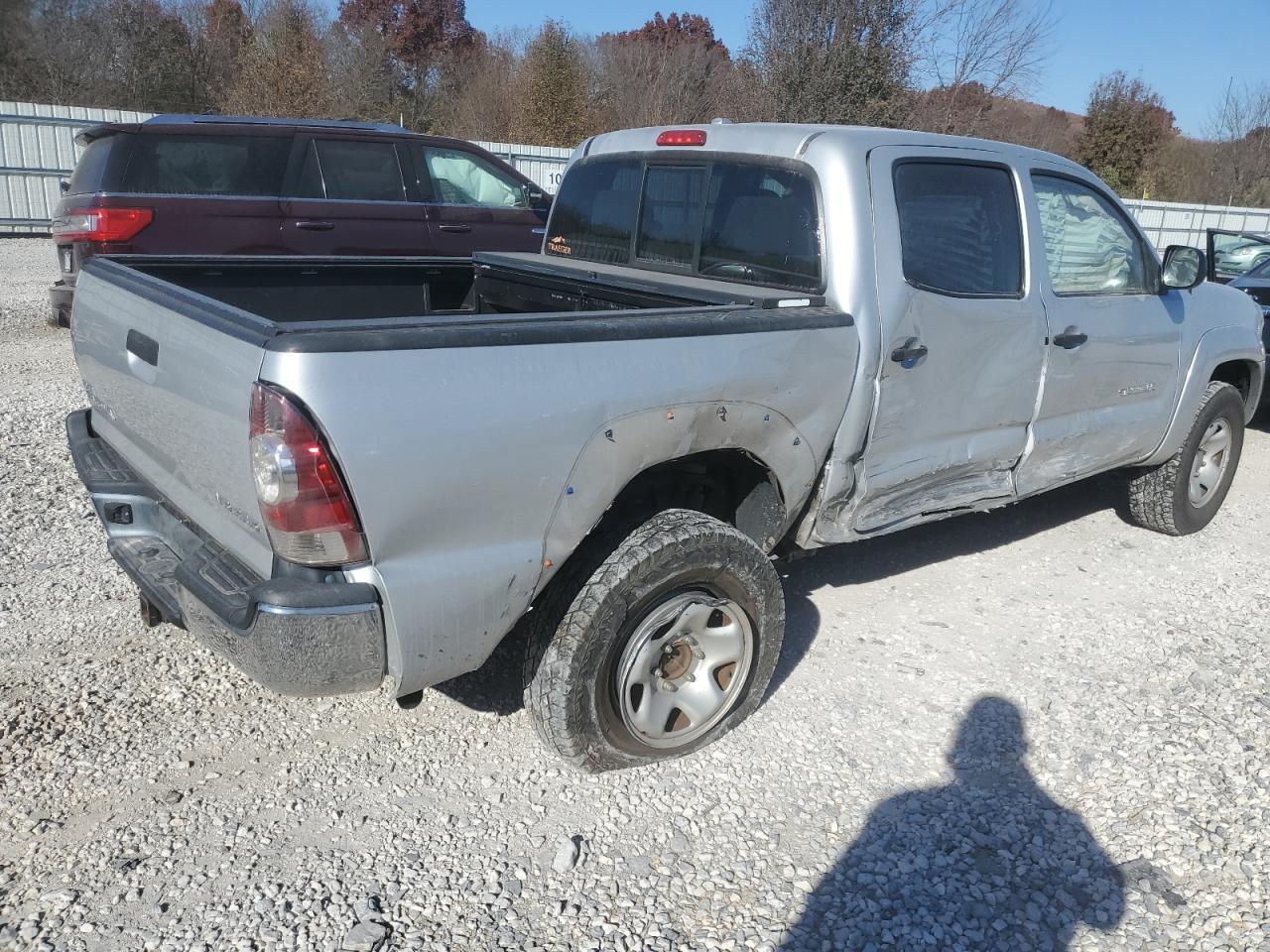 Image 3 of 2010 TOYOTA TACOMA DOUBLE CAB 2010 with VIN 3TMLU4EN4AM052873
