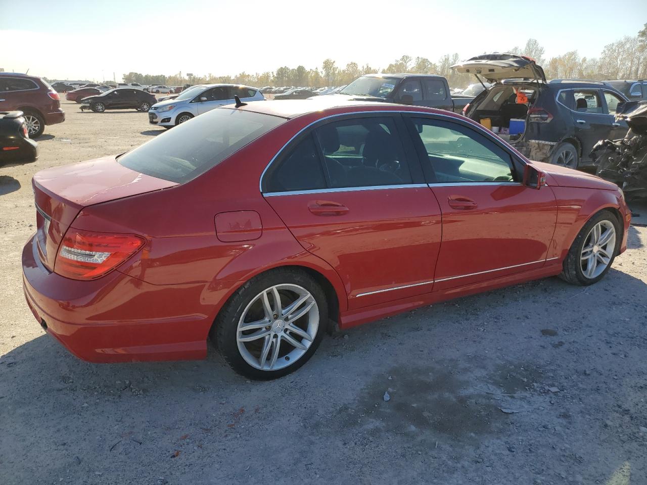 Image 3 of 2013 MERCEDES-BENZ C 250 2013 with VIN WDDGF4HB7DA770356