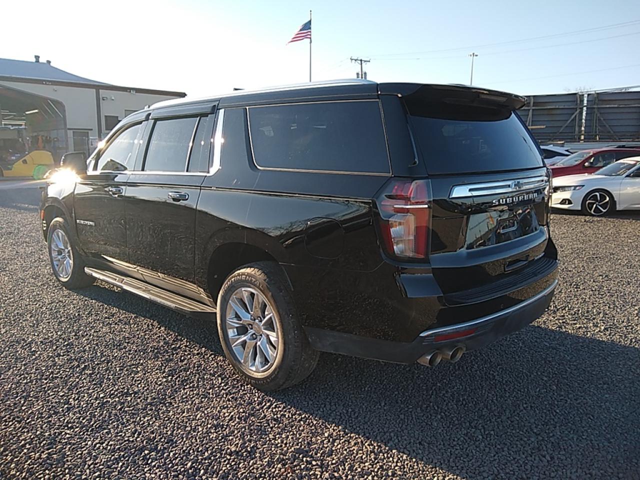 Obraz 3 z 2023 CHEVROLET SUBURBAN K1500 PREMIER 2023 z VIN 1GNSKFKD5PR212010