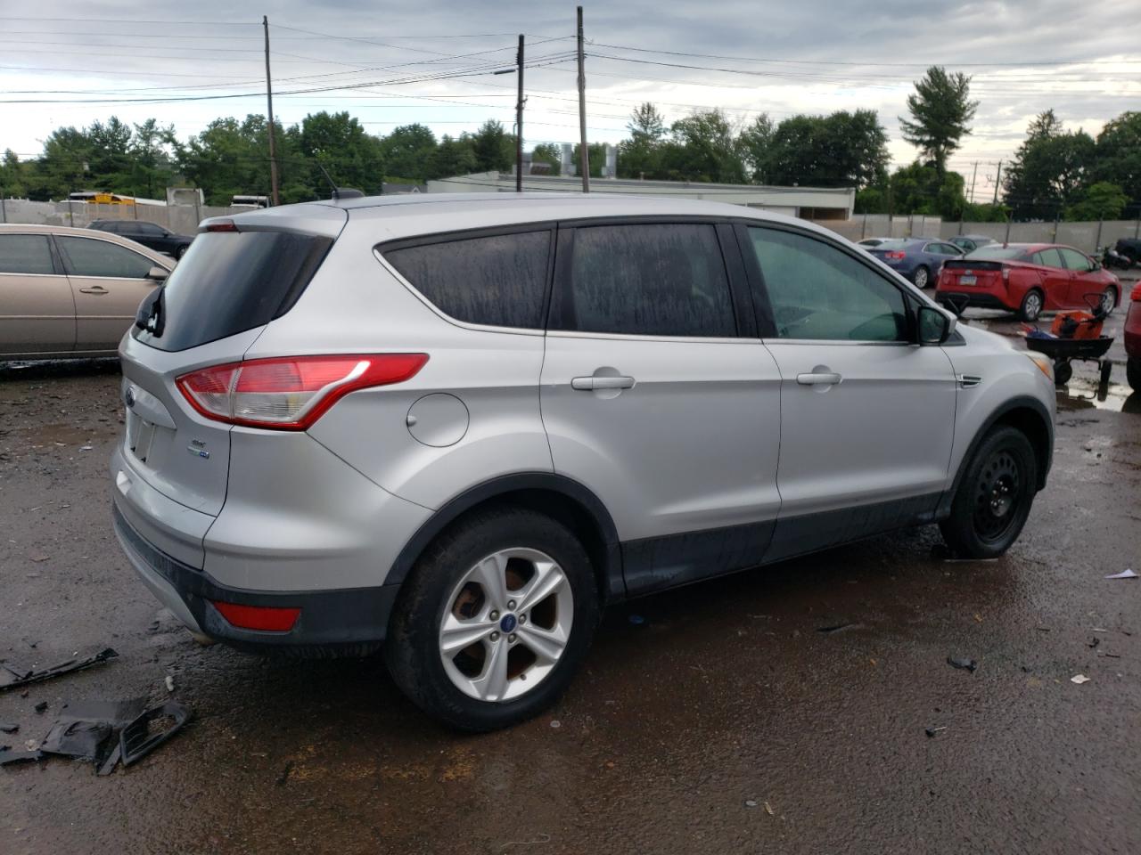Image 3 of 2014 FORD ESCAPE SE 2014 with VIN 1FMCU9G90EUB65908