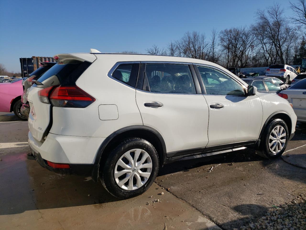 Изображение 3 2017 NISSAN ROGUE S 2017 с VIN JN8AT2MV5HW011800