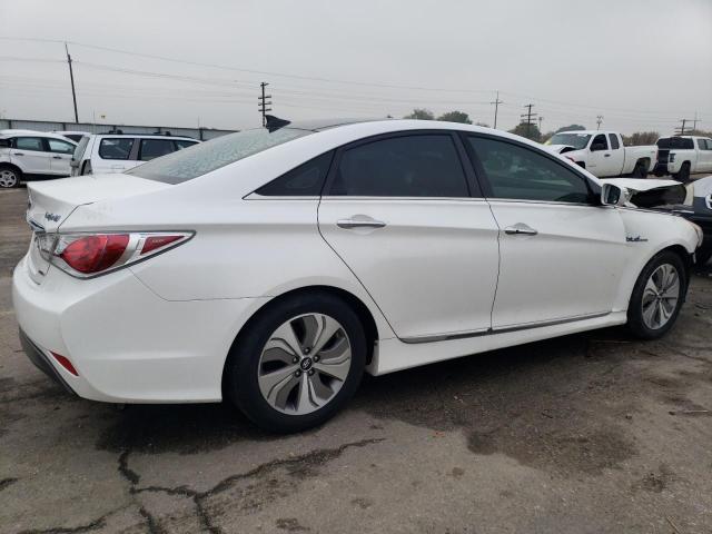Image 3 of 2015 HYUNDAI SONATA HYBRID 2015 with VIN KMHEC4A48FA123517