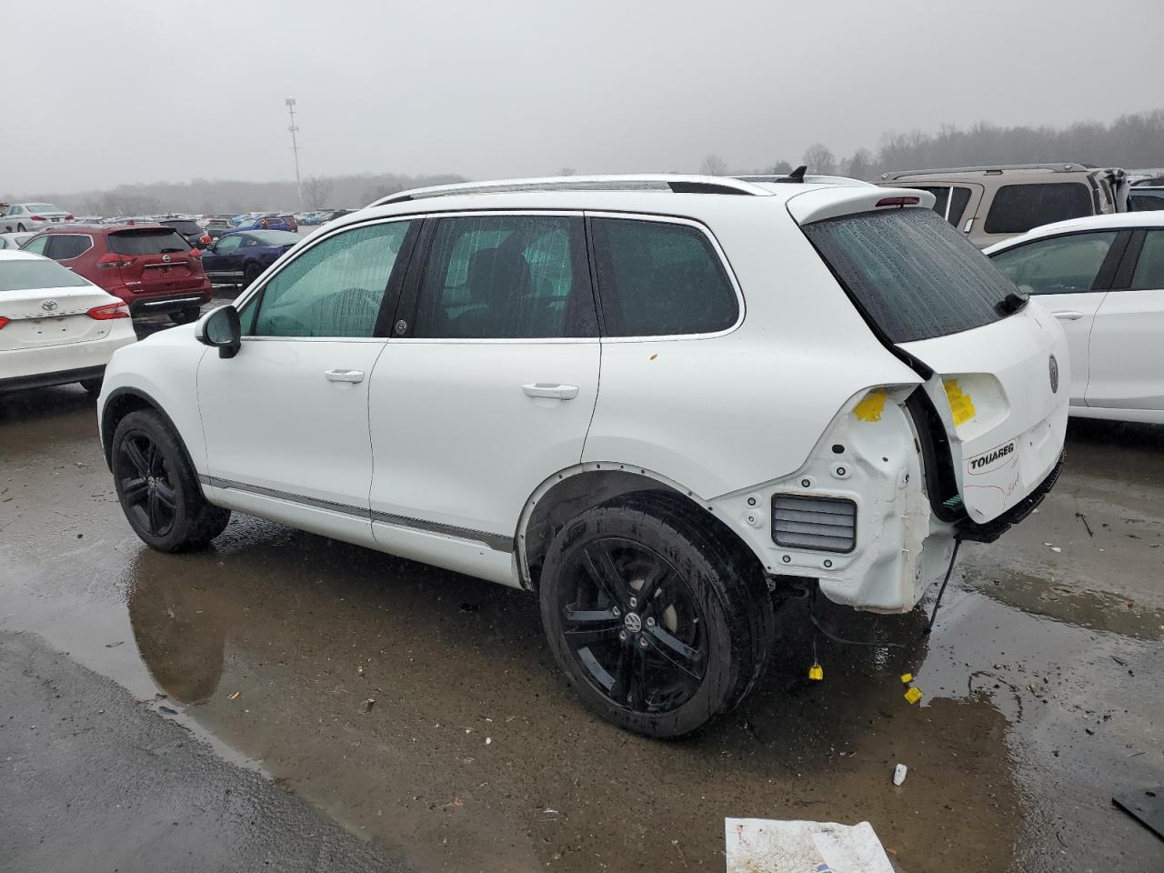 Изображение 2 2017 VOLKSWAGEN TOUAREG WOLFSBURG 2017 с VIN WVGRF7BP8HD001101