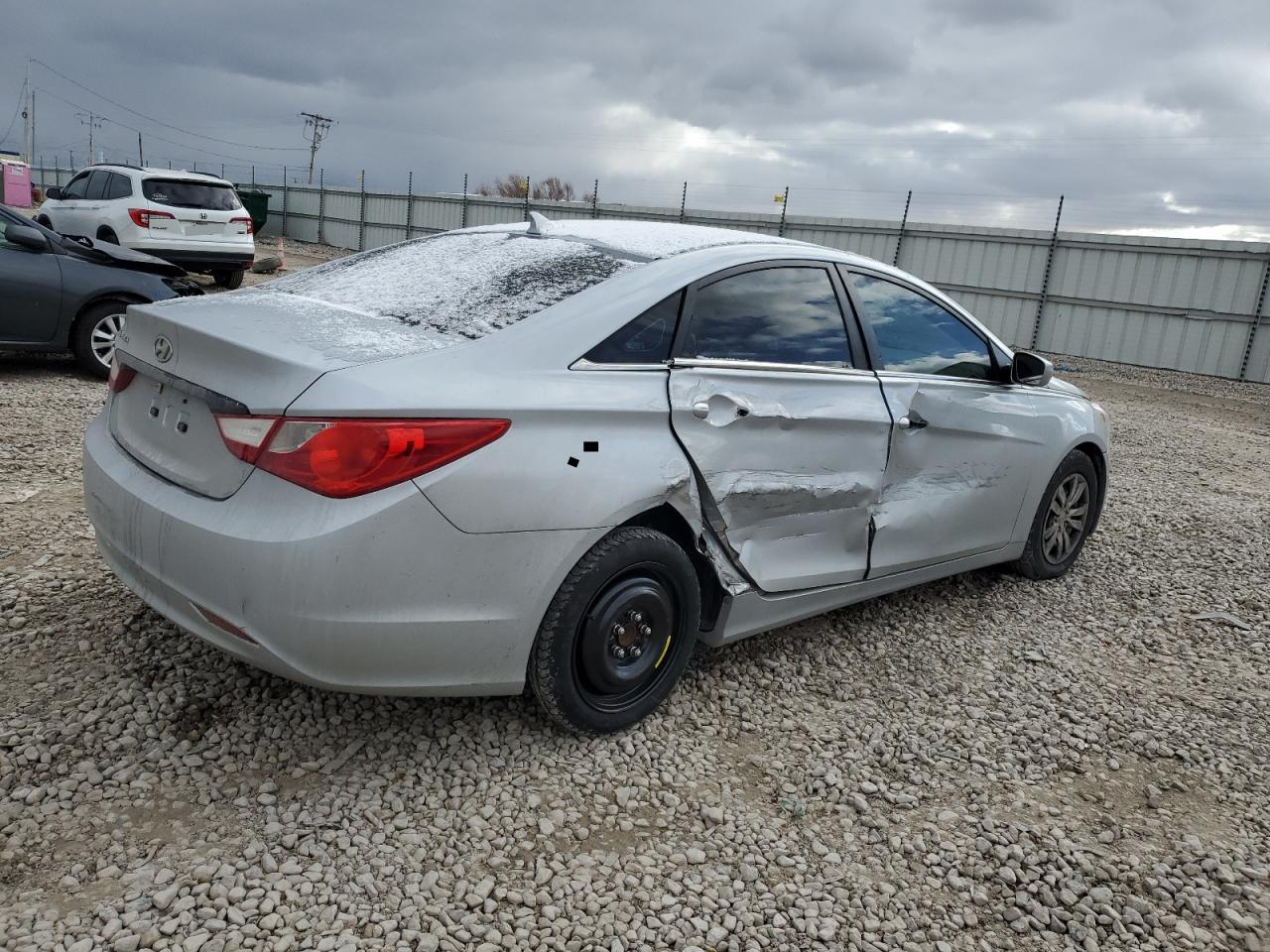 Obraz 3 z 2011 HYUNDAI SONATA GLS 2011 z VIN 5NPEB4AC2BH055006