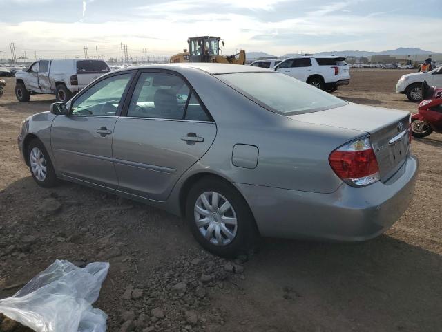 Obraz 2 z 2005 TOYOTA CAMRY LE 2005 z VIN 4T1BE30K75U614830