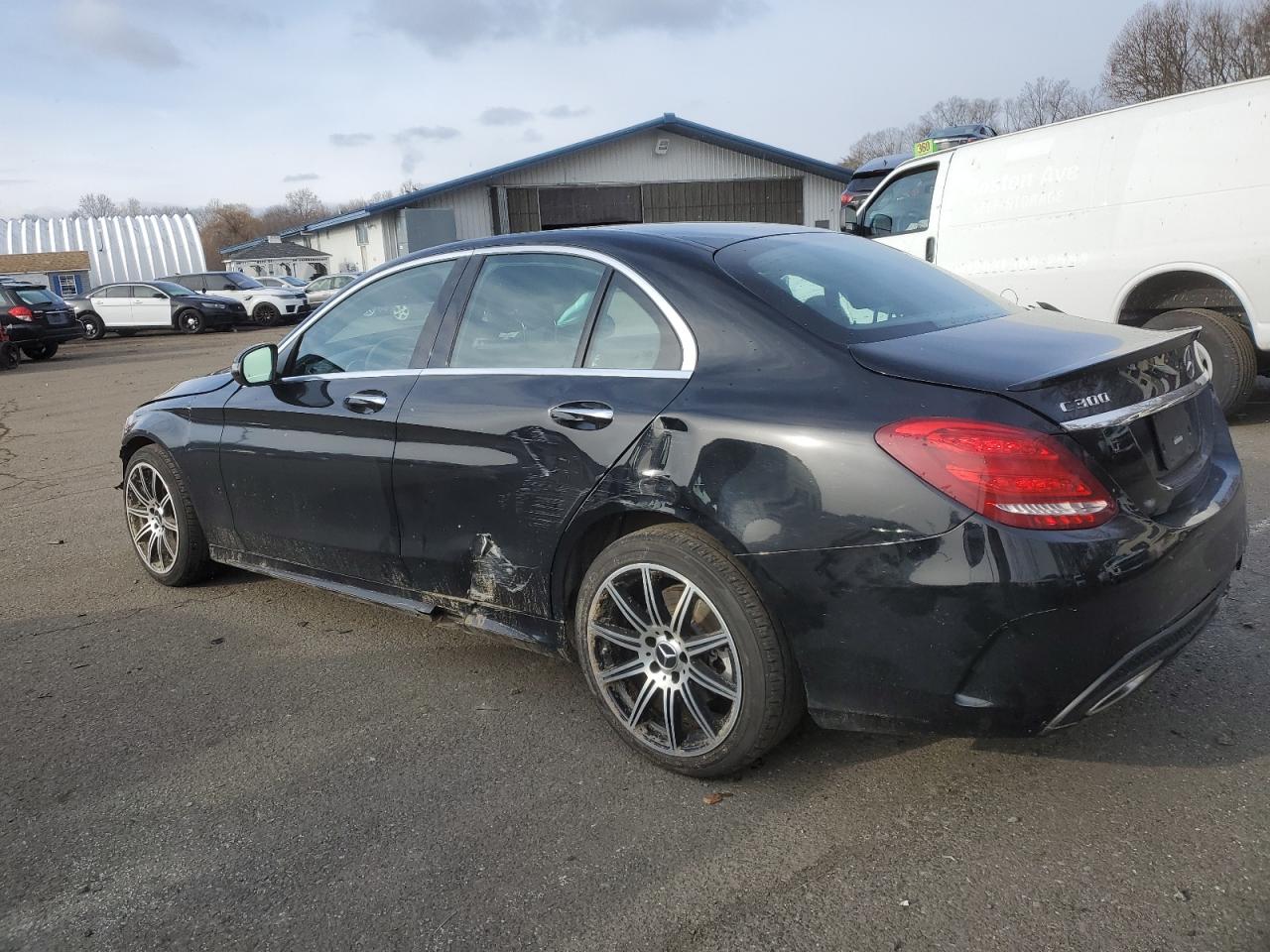 Image 2 of 2016 MERCEDES-BENZ C 300 4MATIC 2016 with VIN 55SWF4KB9GU098101