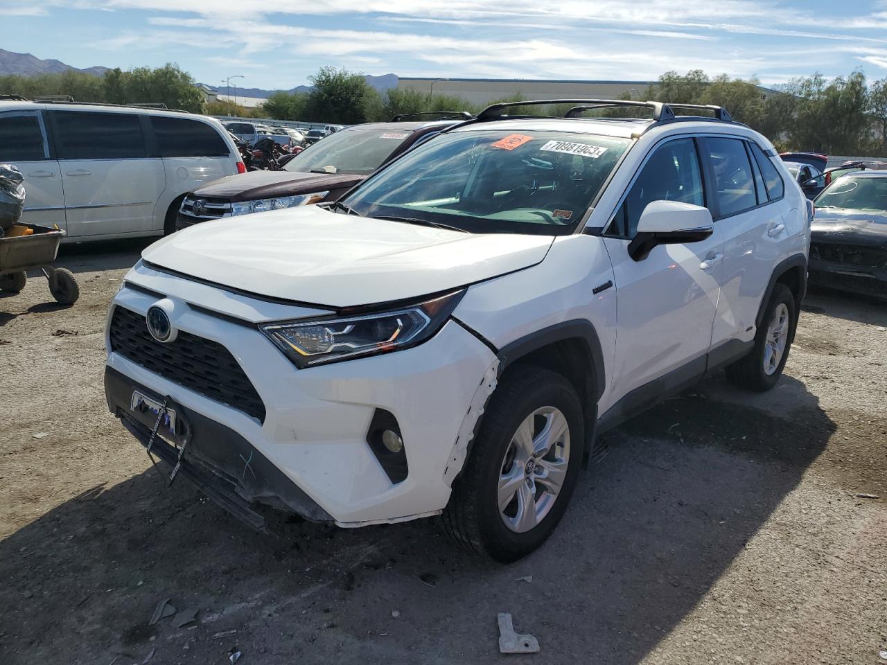 Obraz 1 z 2020 TOYOTA RAV4 XLE 2020 z VIN 2T3RWRFV0LW095849